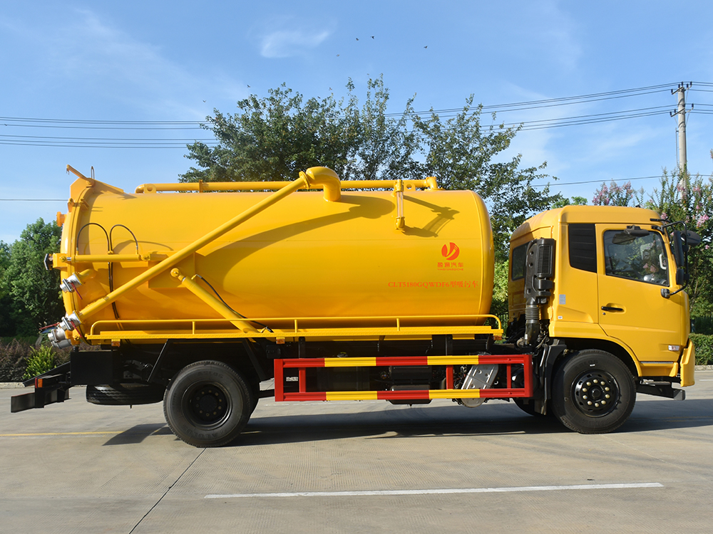 CLT5180GQWDF6型吸污車