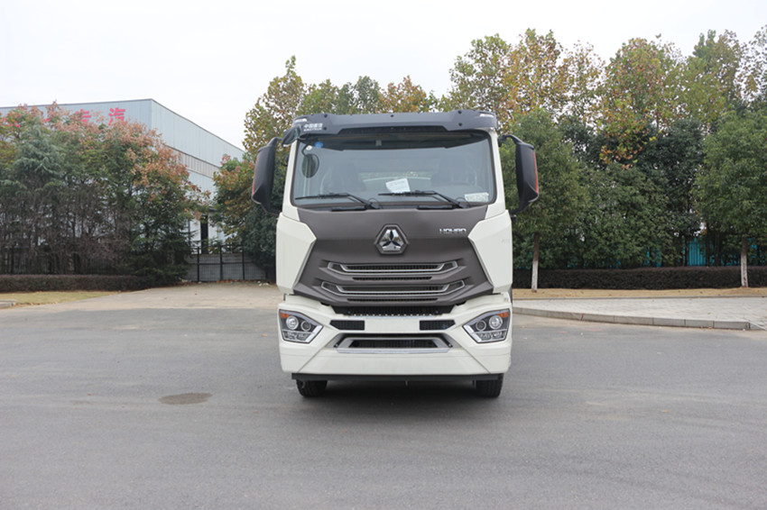 重汽豪瀚15 方抑塵車-霧炮車